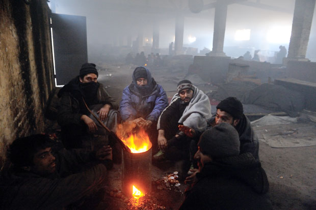 Спас од минуса у хангарима